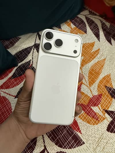 Iphone 17 pro max For sale Scratch less