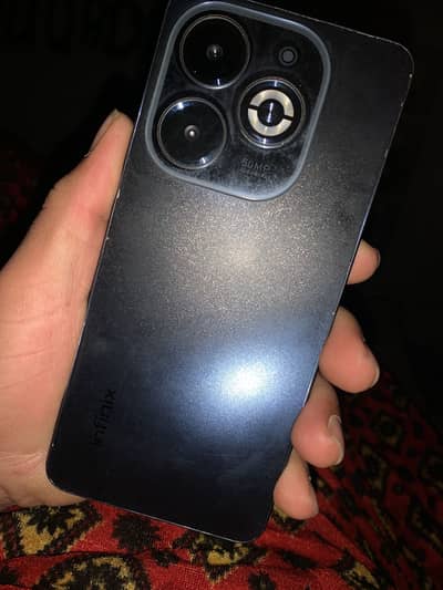 Infinix smart 8 plus battery 6000Mh 4+4ram 64 memory