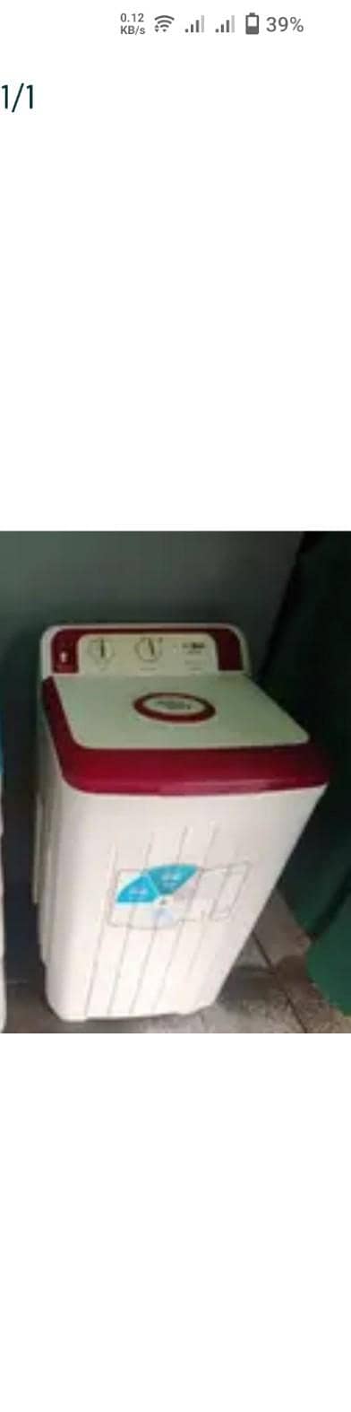 dryer almost new. . just 1 year used