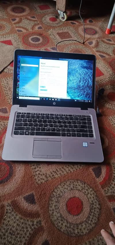 Hp EliteBook | 8GB RAM | 320GB HDD
