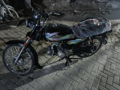 Bike for sale in Korangi