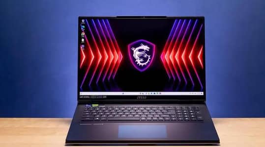 Msi Titan 18 HX Ai Ultra 9 285HX 64gb ram 4TB SSD Rtx 5090    24 GB