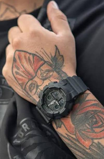 g shock GM100 Casio