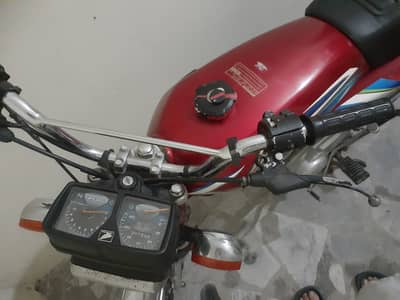 Honda CG 125 2022