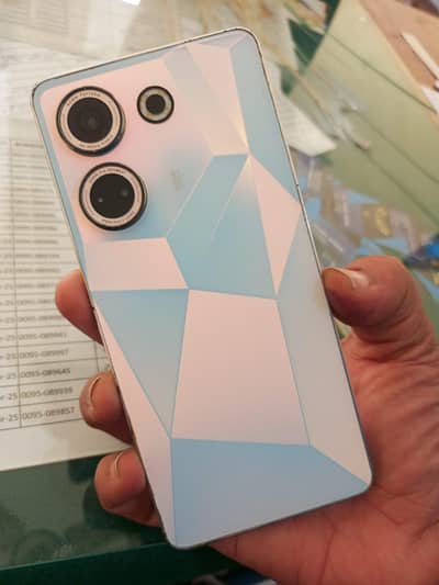 Tecno camon 20 pro 8+8/256