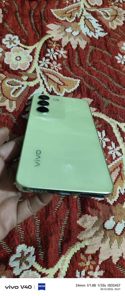 Brand New Vivo y100 8+8/ 256
