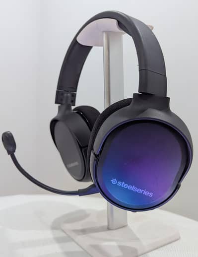 SteelSeries Arctis 1 Wired Gaming Headphones - Crystal-Clear Mic