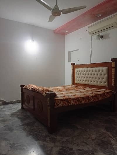10 Marla Upper Portion For Rent In Wapda Town Phase 1
