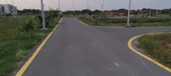 5 Marla Plot For Sale In Iqbal Avenue Phese 4 Near Pine Avenue Road And Dreem Avenue Society