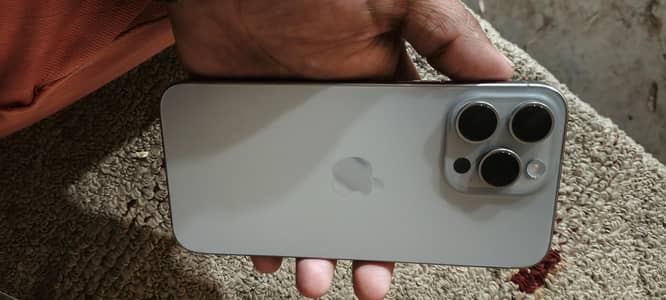 03421715852 I phone 8 puls 64 gb battery service pa hai panal change