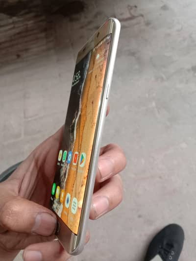Samsung S6 Edge Plus 4/32 PTA Approved