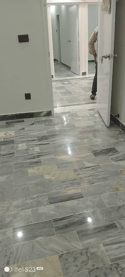 independence house 2bed lounge with roof