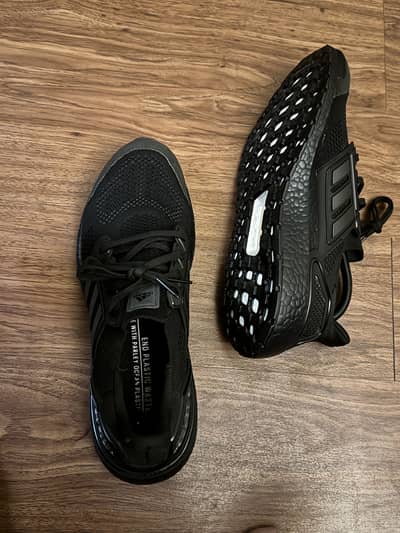 Adidas Ultraboost 21 Triple Black