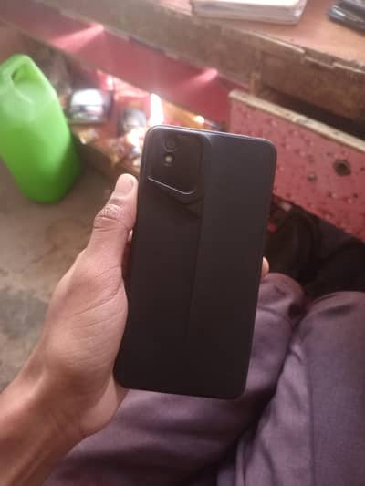 A37 Oppo Mobil 2gb 16gb chalne me okay he