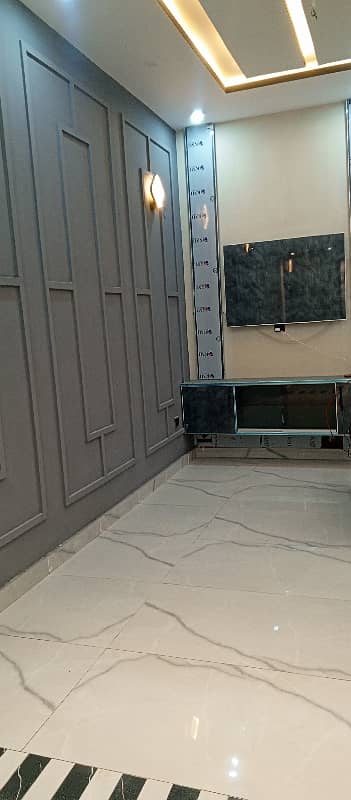 10 MARLA LOWER PORTION FOR RENT NAWAB TOWN