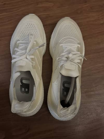 Adidas Ultraboost 22 Triple White