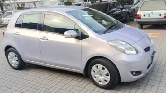 Toyota | Vitz | Model 2010