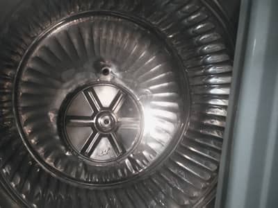 Urgent sale krna hai 12kg A+ condition hai