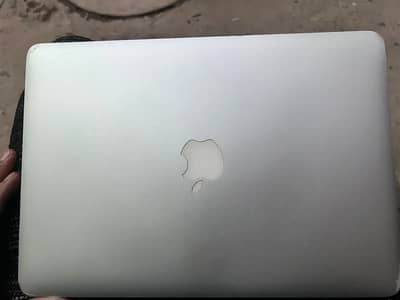 MACBOOK AIR 8gb 256gb i7
