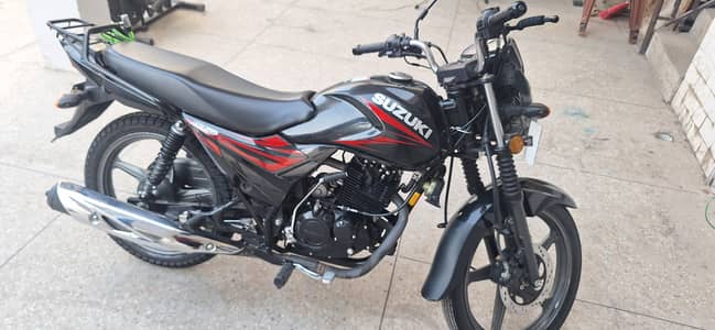 Suzuki GR 150 2024