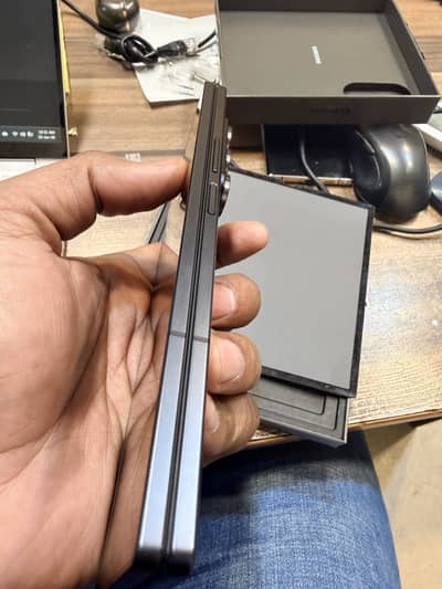 Samsung Fold 7 9/10 PTA Approved Official