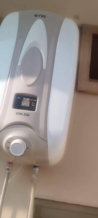 NasGas NG SEM-250 Semi instant Geyser