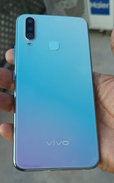 Vivo Y17 Dual Sim / Whatsapp only. 0300_ 45 / 46 / 401
