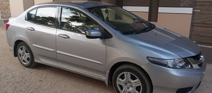 Honda City IVTEC 2020 ( 1300 CC with good condition, company maintain