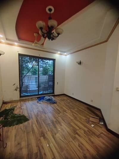 2 Kanal Beautiful House Available For Rent Near All Facilities