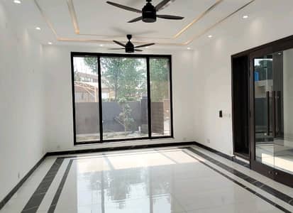 Get An Attractive House In Lahore Under Rs. 190000