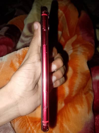 iPhone 11 factory unlock