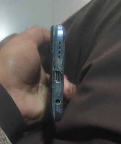 vivo v 1933    ram   8, 128