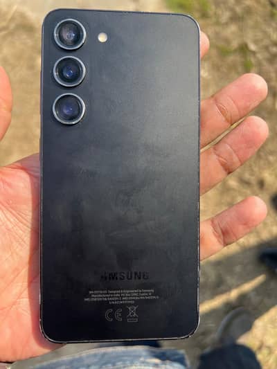 Samsung S23 with  box 9.5/10 condition