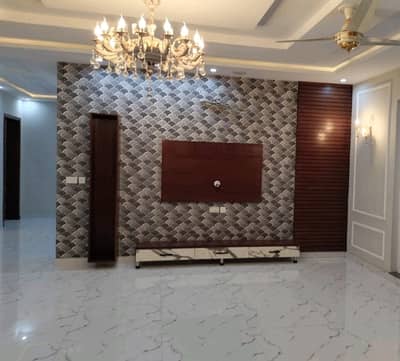 Buy your ideal 5 Marla House in a prime location of Lahore