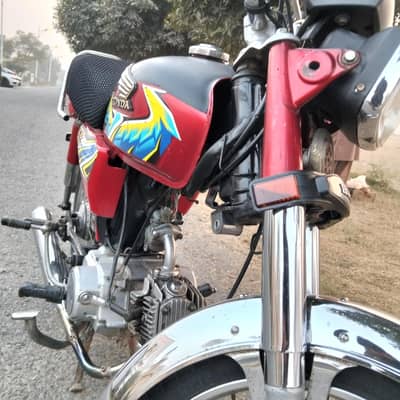 Honda Cd 70ty Red Colur 90R. s