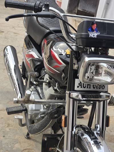 125 2024 model  documents all complete condition 10/10