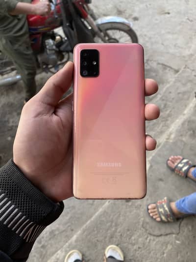 Samsung A51 6/128 memory