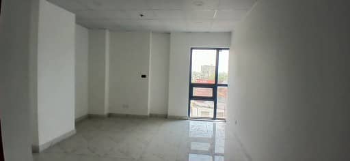 Exceptional Spaces Available Office 650 Square Feet For Rent In Main Boulevard Gulberg!
