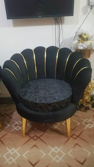 Flower Chairs/ 1+1 chairs