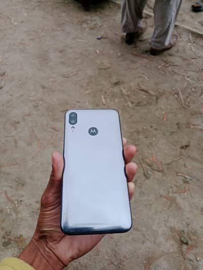 motorola e6 plus 4gb ram 4gb returns  whatsapp number 03055226632