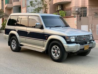 Mitsubishi Pajero 1993