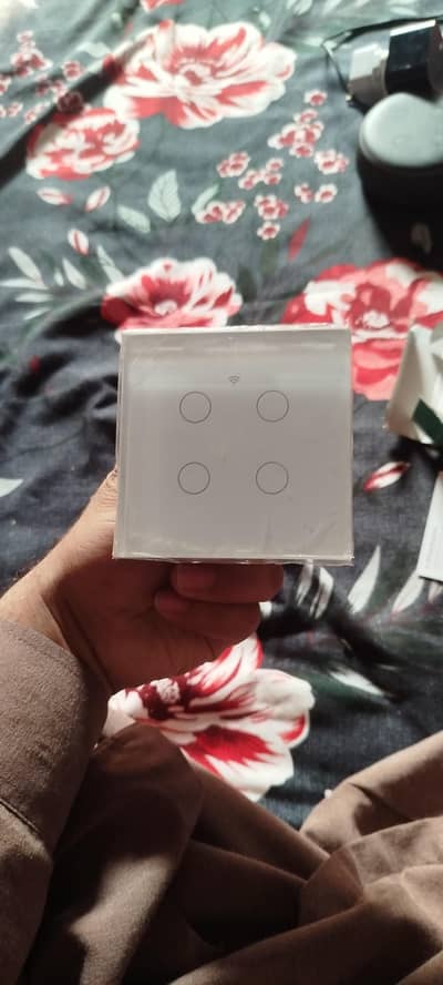Tuya smart wife  and touch switch 4 gang .