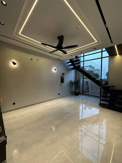 1 Kanal Portion Available For Rent Central Park Lahore