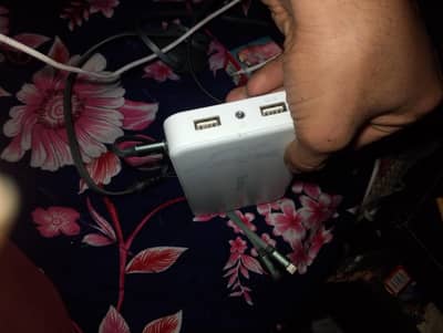 yoobao model :m16 capacity 16000mah(59wh) dual outputs