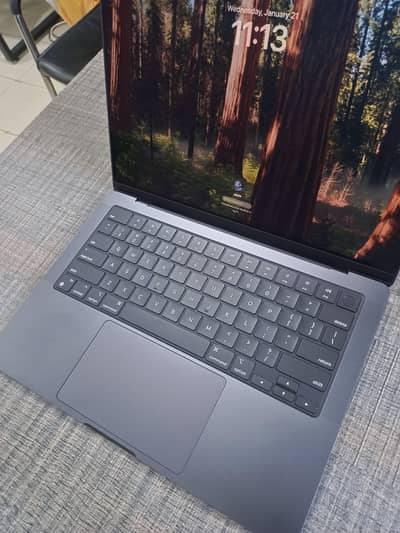 MACBOOK PRO M4 2024 14 INCH 16GB RAM 1TB SSD 100 HEALTH 43 CYCLE USED