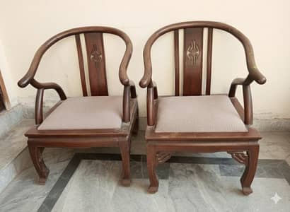 2 pure wood chairs with good condition