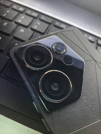 Tecno Camon 20 Premier 5G 512GB Official PTA Approved Best for Gaming