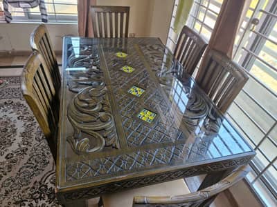 Dinning table with 6 chairs