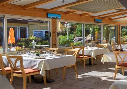 1 Bed Luxury Apartment For Sale In Oyster Court Gulberg - Exclusive Living