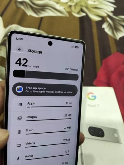 Google Pixel 7 256gb(with original box)